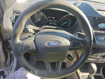 2017 Ford Escape SE – miniatura 10