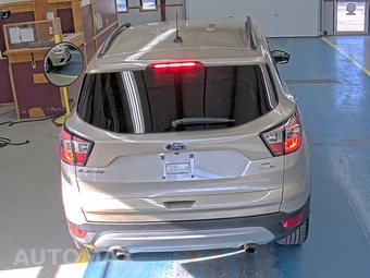 2017 Ford Escape SE – miniatura 5