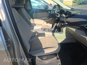 2017 Ford Escape SE – miniatura 8
