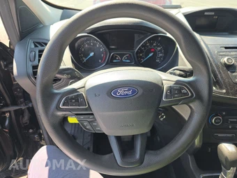 2017 Ford Escape SE - miniatura 10