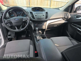 2017 Ford Escape SE – miniatura 10