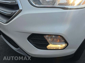 2017 Ford Escape SE – miniatura 24