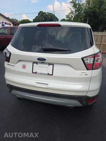 2017 Ford Escape SE – miniatura 42