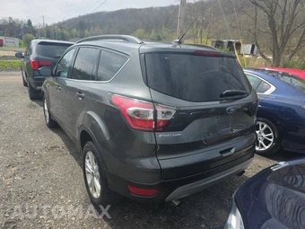 2017 Ford Escape SE – miniatura 6