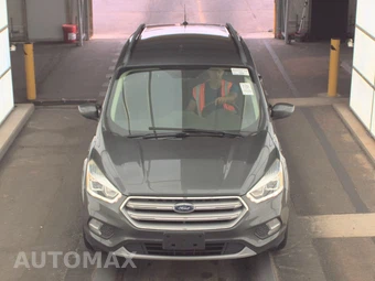 2017 Ford Escape SE – miniatura 2