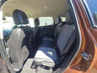 2017 Ford Escape SE – miniatura 13
