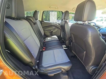 2017 Ford Escape SE – miniatura 16