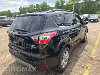 2017 Ford Escape SE – miniatura 4