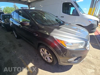 2017 Ford Escape SE - miniatura 3