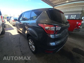 2017 Ford Escape SE - miniatura 6