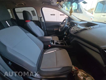 2017 Ford Escape SE - miniatura 8