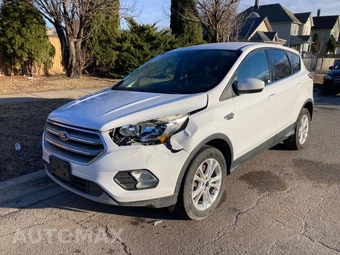 2017 Ford Escape SE - miniatura 2