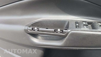 2017 Ford Escape SE – miniatura 27