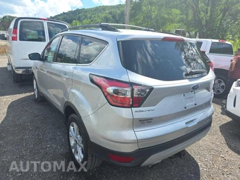 2017 Ford Escape SE - miniatura 6