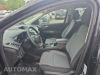2017 Ford Escape SE – miniatura 13