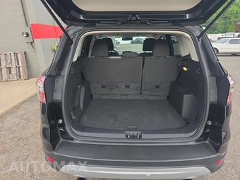 2017 Ford Escape SE – miniatura 19