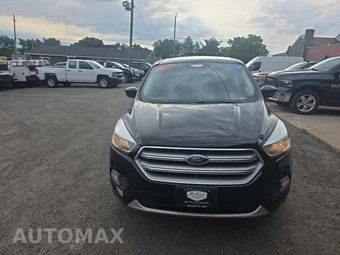 2017 Ford Escape SE – miniatura 2