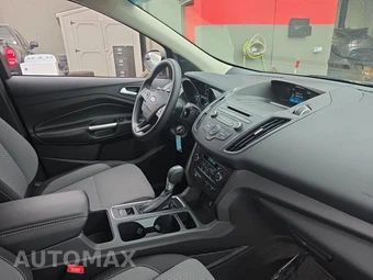 2017 Ford Escape SE – miniatura 23