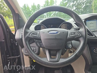 2017 Ford Escape SE - miniatura 10