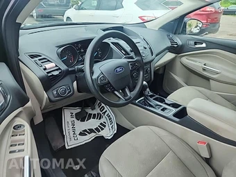 2017 Ford Escape SE – miniatura 14