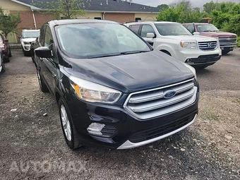 2017 Ford Escape SE – miniatura 3