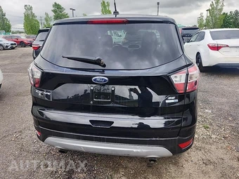 2017 Ford Escape SE – miniatura 5