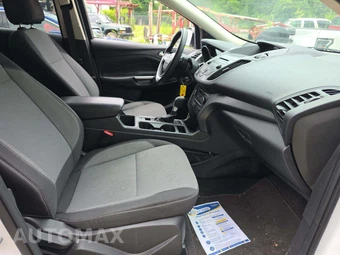2017 Ford Escape SE – miniatura 15