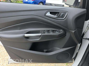 2017 Ford Escape SE – miniatura 28
