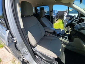 2017 Ford Escape SE - miniatura 18