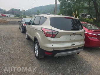 2017 Ford Escape SE – miniatura 6