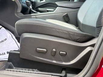 2017 Ford Escape SE - miniatura 10