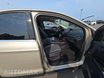 2017 Ford Escape SE - miniatura 18