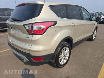 2017 Ford Escape SE - miniatura 3
