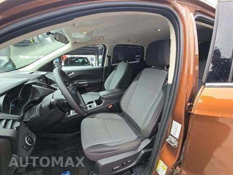 2017 Ford Escape SE - miniatura 6