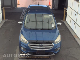 2017 Ford Escape SE – miniatura 2