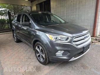 2017 Ford Escape SE – miniatura 4