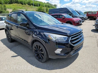 2017 Ford Escape SE - miniatura 2