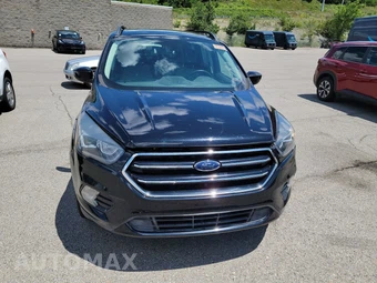 2017 Ford Escape SE - miniatura 3