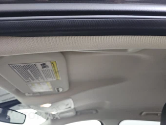 2017 Ford Escape Titanium – miniatura 18