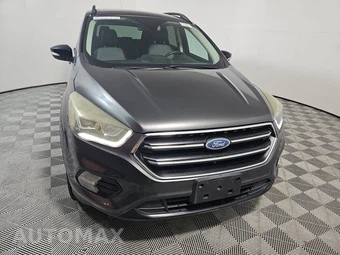 2017 Ford Escape Titanium – miniatura 2