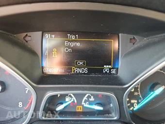 2017 Ford Escape Titanium – miniatura 12