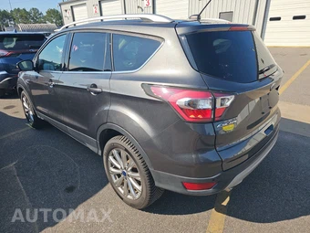 2017 Ford Escape Titanium – miniatura 6