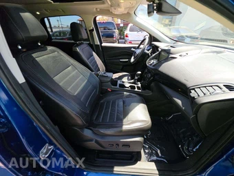 2017 Ford Escape Titanium – miniatura 15
