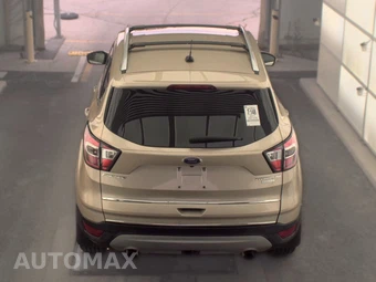 2017 Ford Escape Titanium – miniatura 5