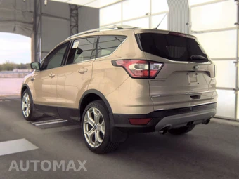 2017 Ford Escape Titanium – miniatura 6