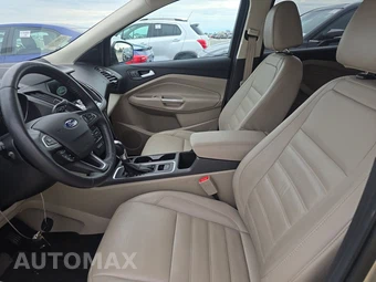 2017 Ford Escape Titanium – miniatura 7