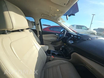 2017 Ford Escape Titanium - miniatura 8
