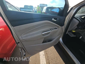 2017 Ford Escape Titanium - miniatura 9