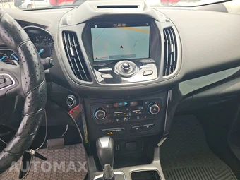 2017 Ford Escape Titanium – miniatura 11