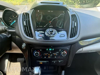 2017 Ford Escape Titanium - miniatura 16